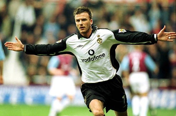 Man United 01–02 - RetroJersey