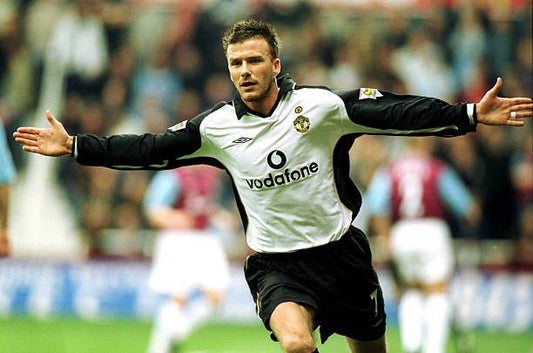 Manchester United 01-02 - RetroJersey
