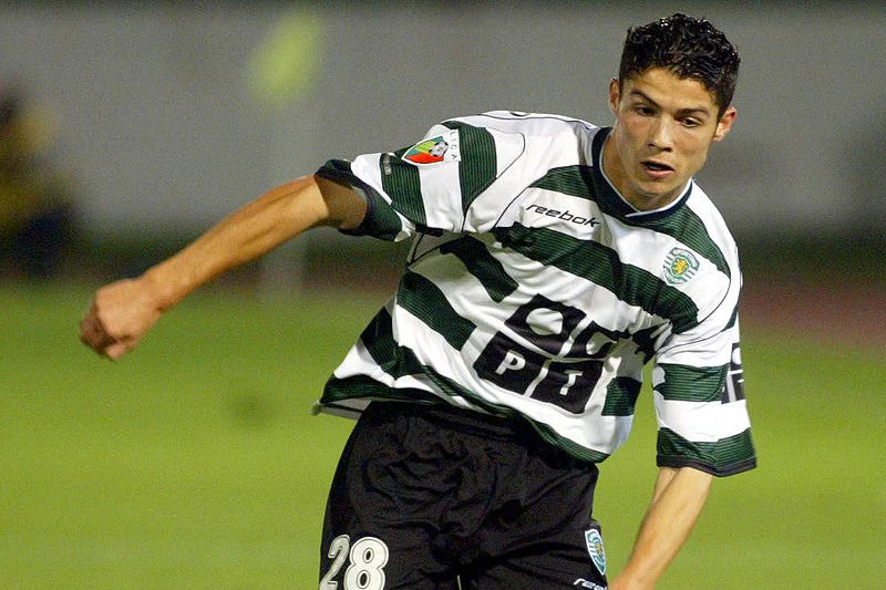 Sporting de Portugal 01-03 Local – RetroJersey