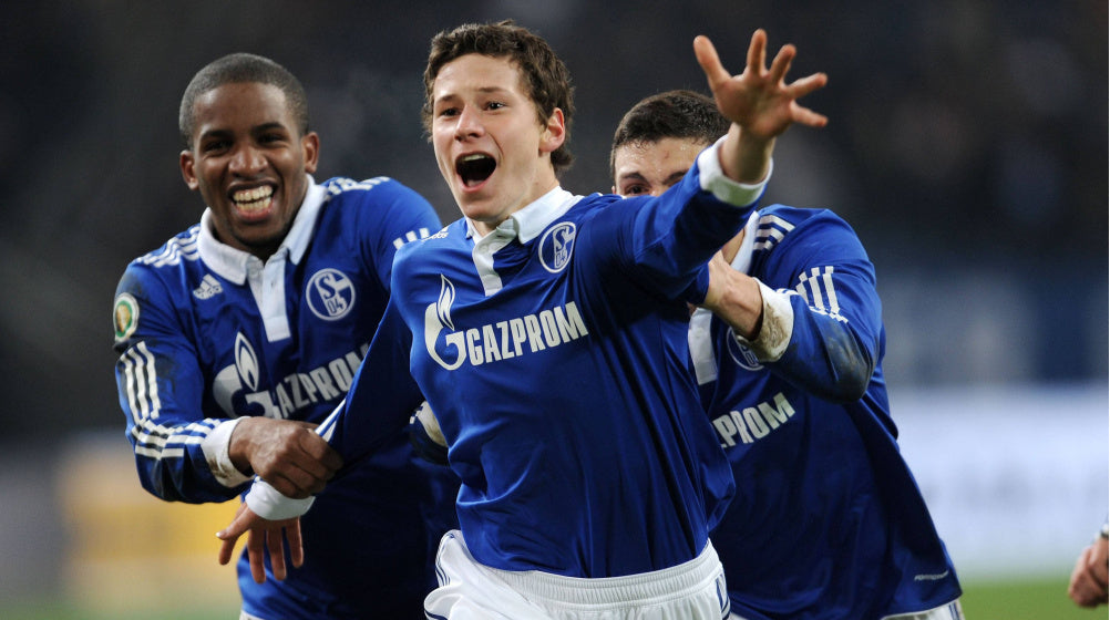 Schalke 04 10-11 - RetroJersey